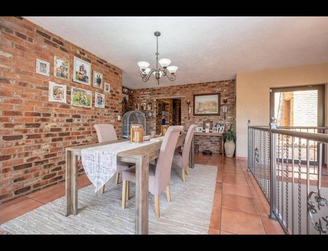 4 BEDROOM HOUSE FOR SALE IN RANGE VIEW